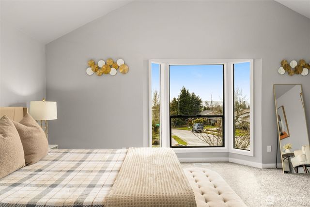 1755 57th Street NE, Tacoma, WA 98422