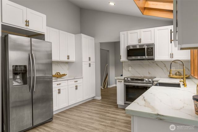 1755 57th Street NE, Tacoma, WA 98422