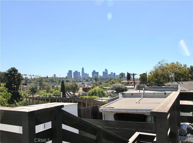 1927 Delta, Los Angeles, CA 90026