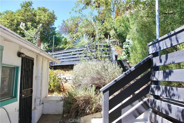 1927 Delta, Los Angeles, CA 90026