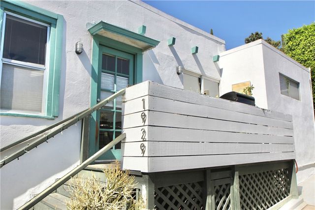 1927 Delta, Los Angeles, CA 90026