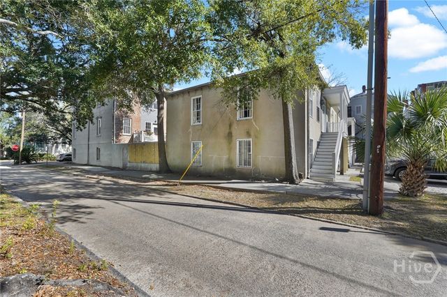 702 Tattnall Street B, Savannah, GA 31401