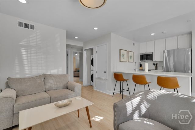 702 Tattnall Street B, Savannah, GA 31401