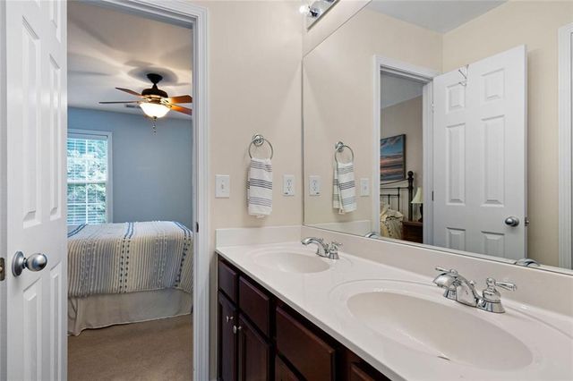 1384 Silvergate Drive, Mableton, GA 30126