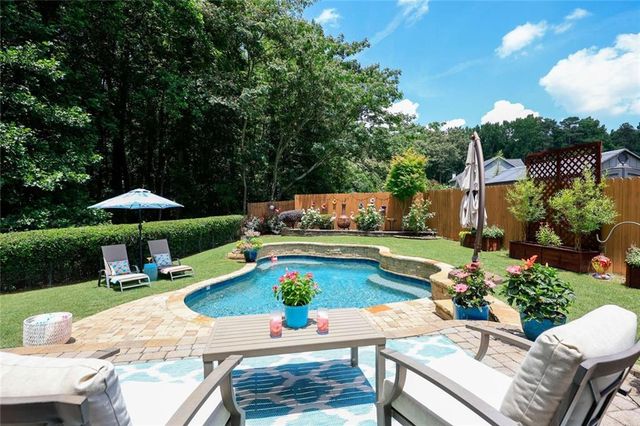1384 Silvergate Drive, Mableton, GA 30126