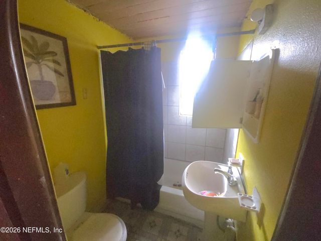 1076 W 32ND Street, Jacksonville, FL 32209