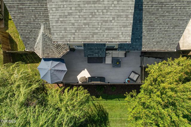 204 Lee Carter Drive, Johnson City, TN 37601