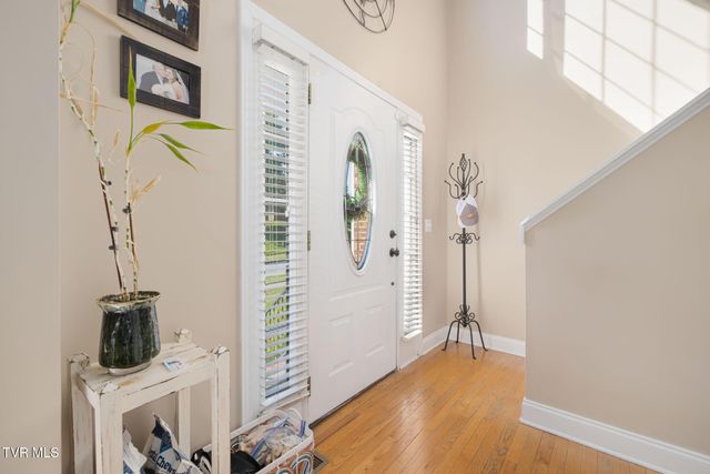 204 Lee Carter Drive, Johnson City, TN 37601