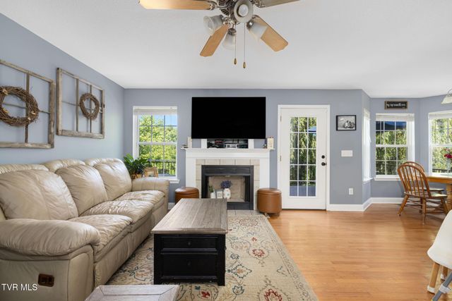 204 Lee Carter Drive, Johnson City, TN 37601