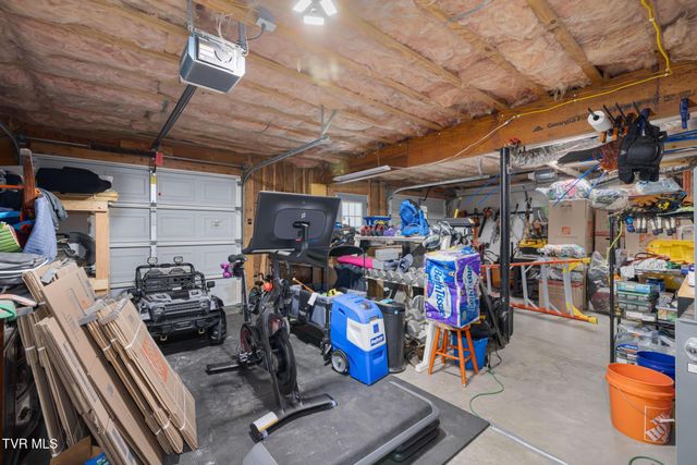 204 Lee Carter Drive, Johnson City, TN 37601
