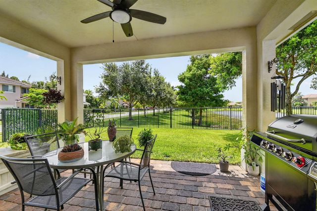 5652 Caranday Palm Drive, Greenacres, FL 33463