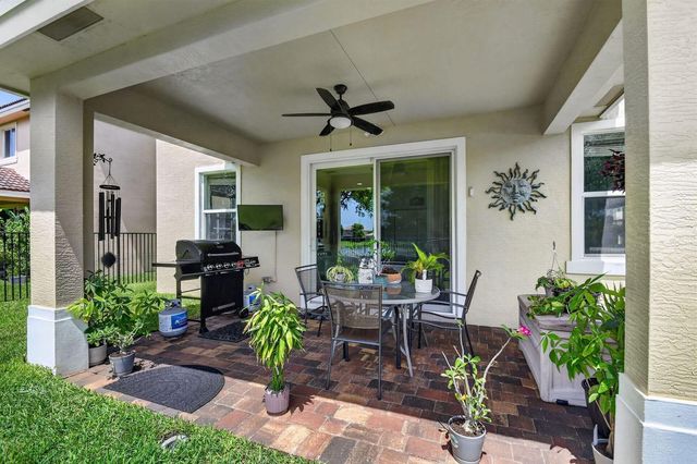 5652 Caranday Palm Drive, Greenacres, FL 33463