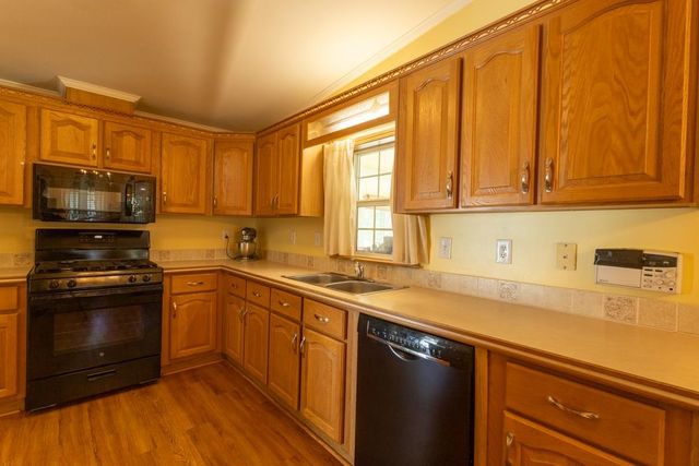 20 Watercress Drive, Rochester, NH 03868