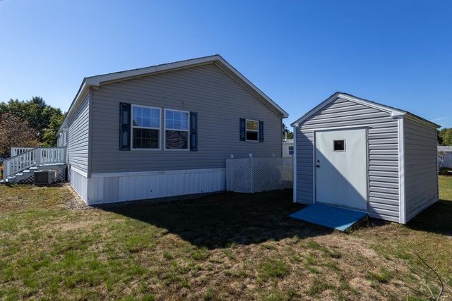 20 Watercress Drive, Rochester, NH 03868