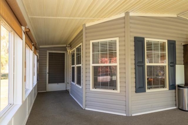 20 Watercress Drive, Rochester, NH 03868