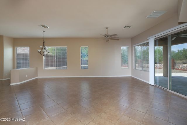 12771 N New Reflection Drive, Marana, AZ 85658