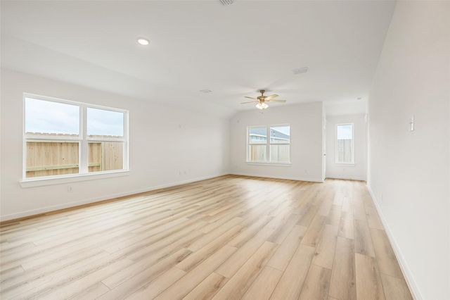 404 Fields Forest Lane, Dayton, TX 77535