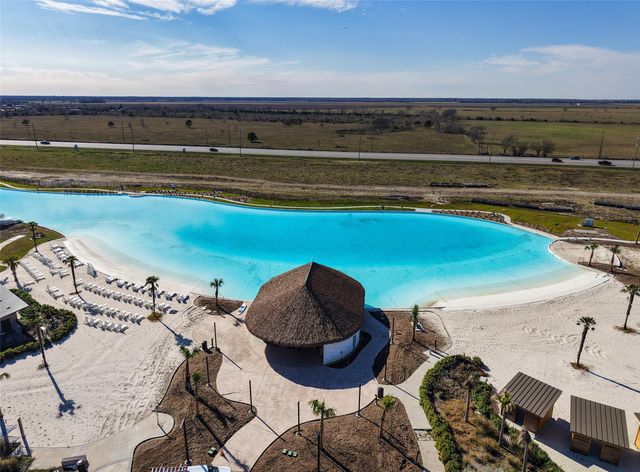 404 Fields Forest Lane, Dayton, TX 77535