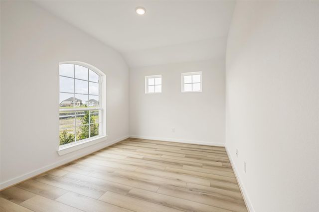 404 Fields Forest Lane, Dayton, TX 77535