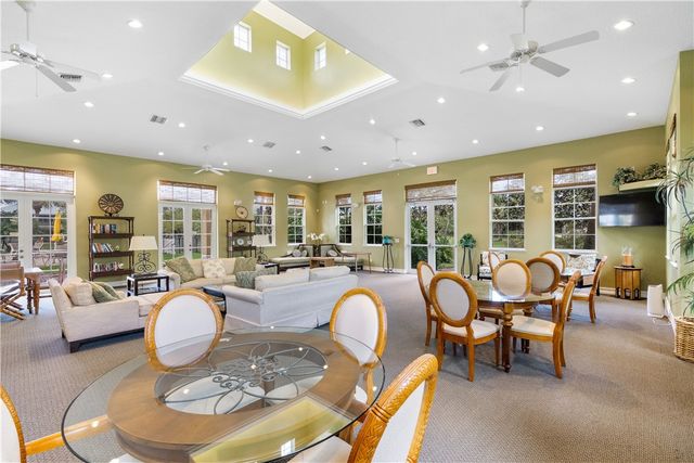 4585 Bridgepointe Way 165, Vero Beach, FL 32967