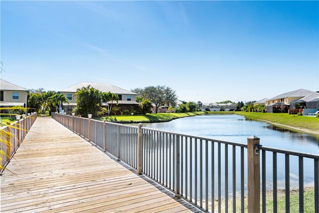 4585 Bridgepointe Way 165, Vero Beach, FL 32967
