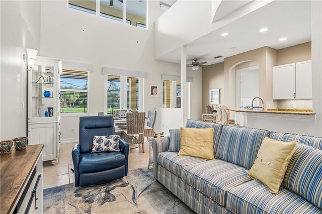 4585 Bridgepointe Way 165, Vero Beach, FL 32967