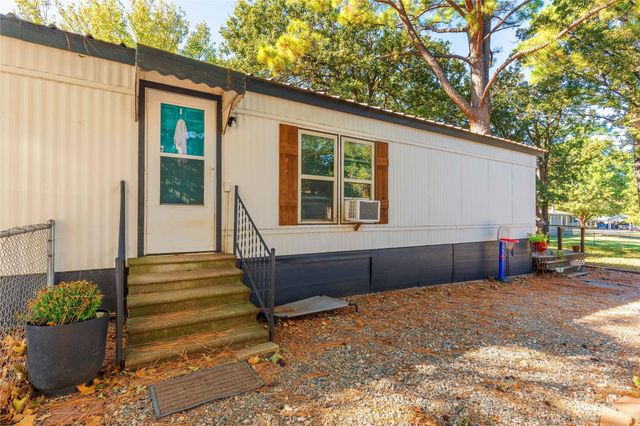 159 Oklahoma Avenue, Pottsboro, TX 75076