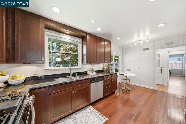 1306 Mariposa St, Vallejo, CA 94590