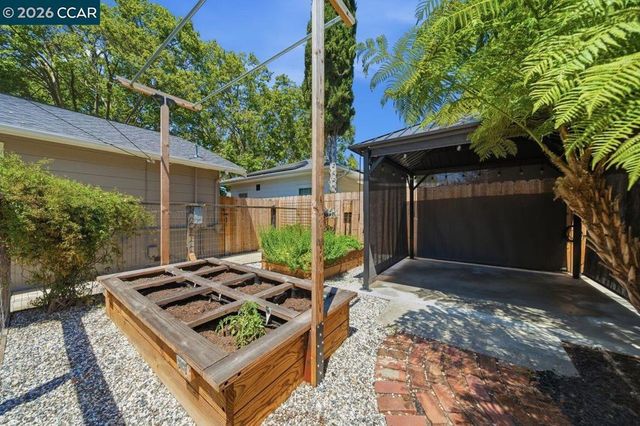 1306 Mariposa St, Vallejo, CA 94590