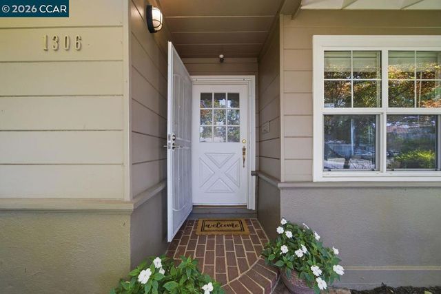 1306 Mariposa St, Vallejo, CA 94590