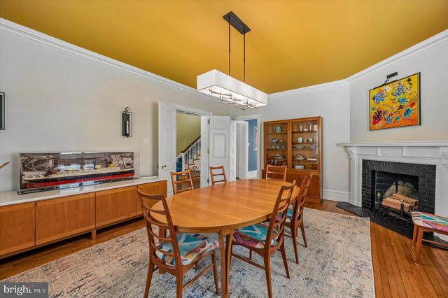 6482 SHERWOOD RD, Philadelphia, PA 19151