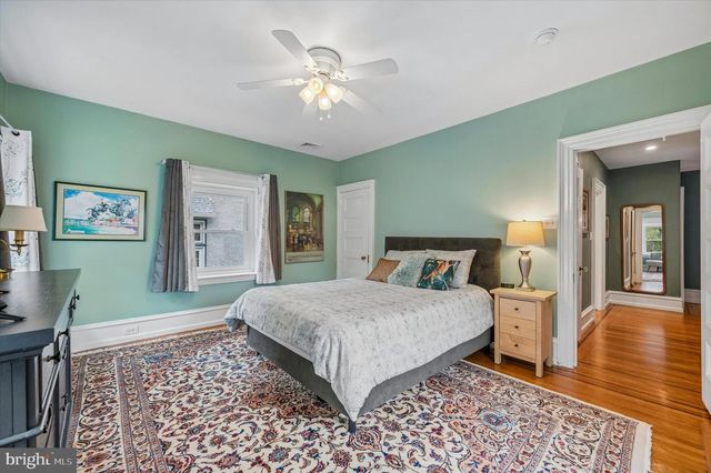 6482 SHERWOOD RD, Philadelphia, PA 19151