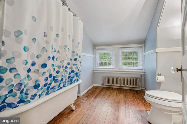 6482 SHERWOOD RD, Philadelphia, PA 19151