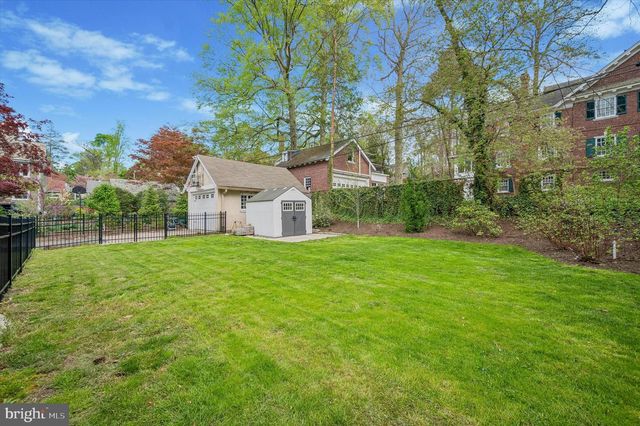 6482 SHERWOOD RD, Philadelphia, PA 19151