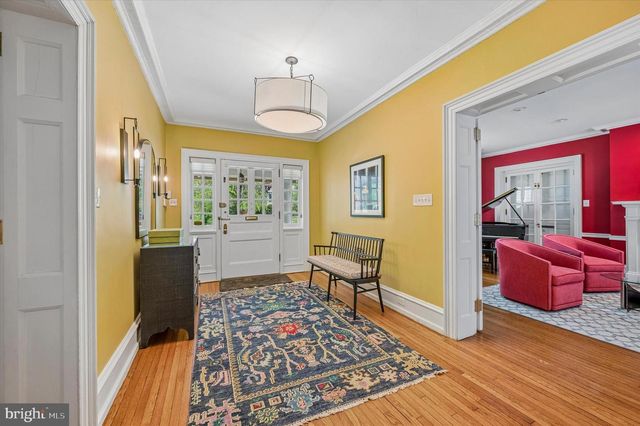 6482 SHERWOOD RD, Philadelphia, PA 19151