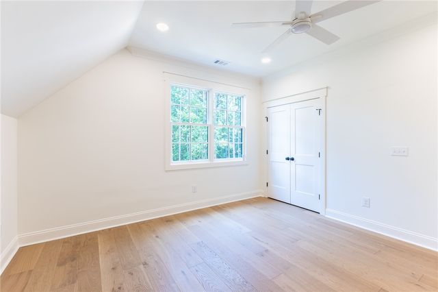 325 Keowee Avenue, Sunset, SC 29685