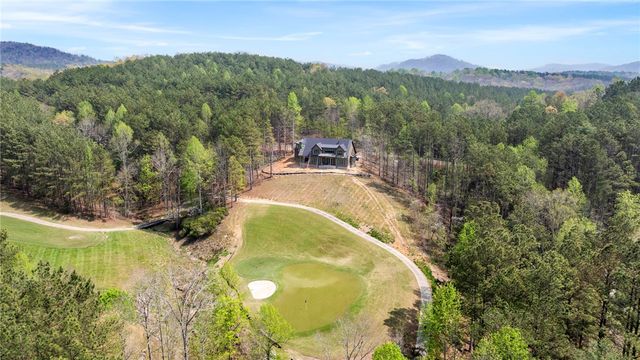 325 Keowee Avenue, Sunset, SC 29685