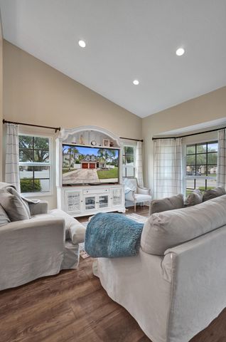6400 NW 57TH Lane, Parkland, FL 33067