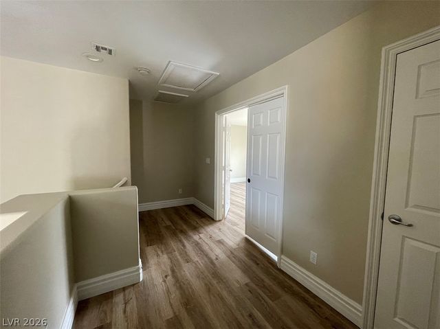 9701 Kampsville Avenue, Las Vegas, NV 89148
