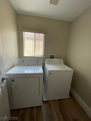 9701 Kampsville Avenue, Las Vegas, NV 89148
