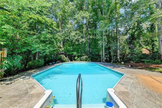 375 Petersford Way, Milton, GA 30004
