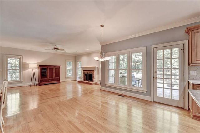 375 Petersford Way, Milton, GA 30004