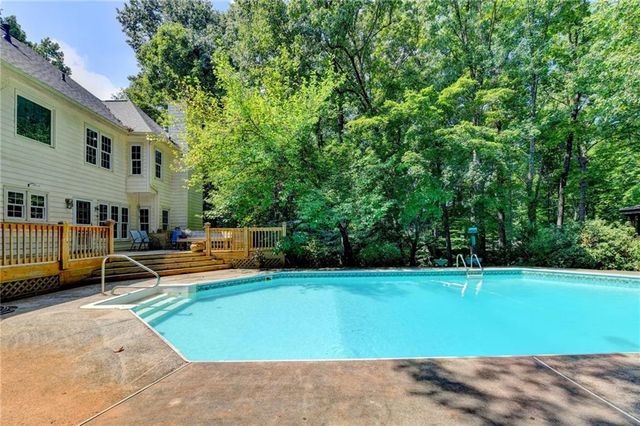 375 Petersford Way, Milton, GA 30004