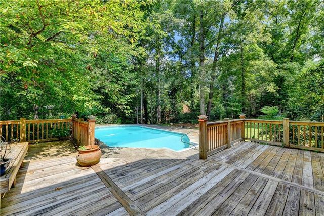 375 Petersford Way, Milton, GA 30004