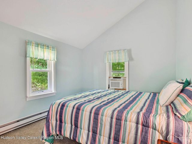 126 Hommelville Road, Saugerties, NY 12477