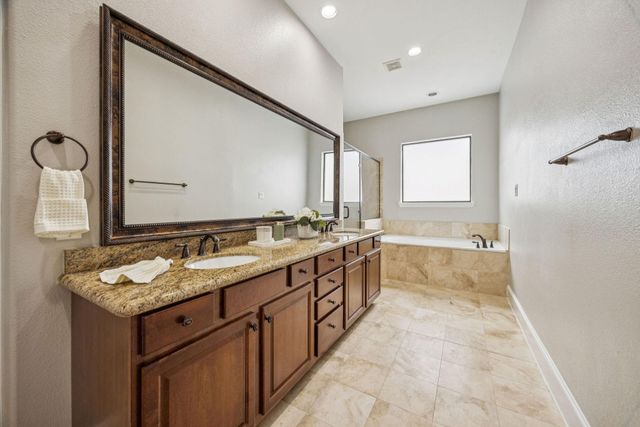 6021 Hamman Street, Houston, TX 77007