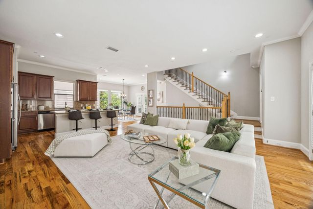 6021 Hamman Street, Houston, TX 77007
