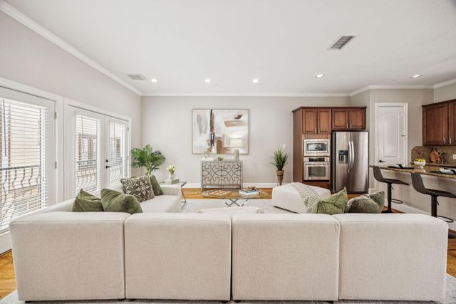 6021 Hamman Street, Houston, TX 77007