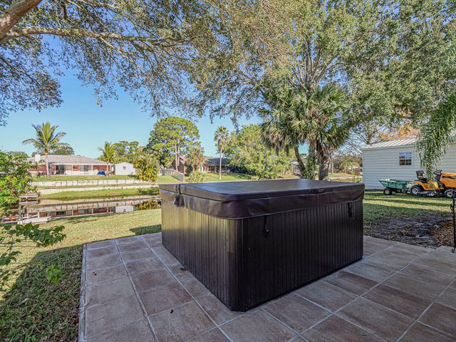 255 Joy Haven Drive, Sebastian, FL 32958