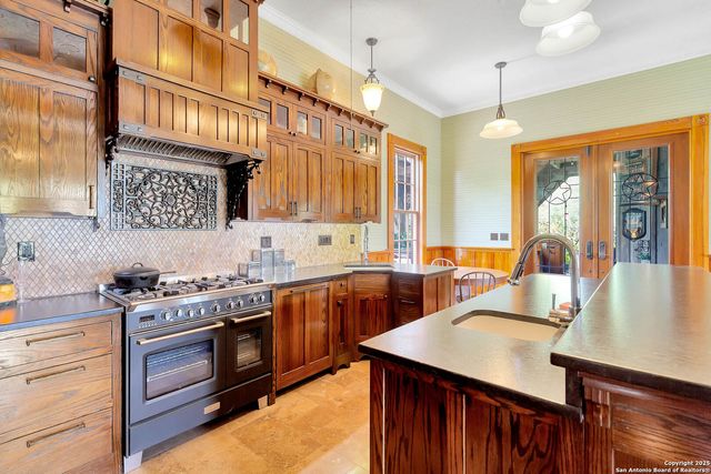 113 james, Brackettville, TX 78832